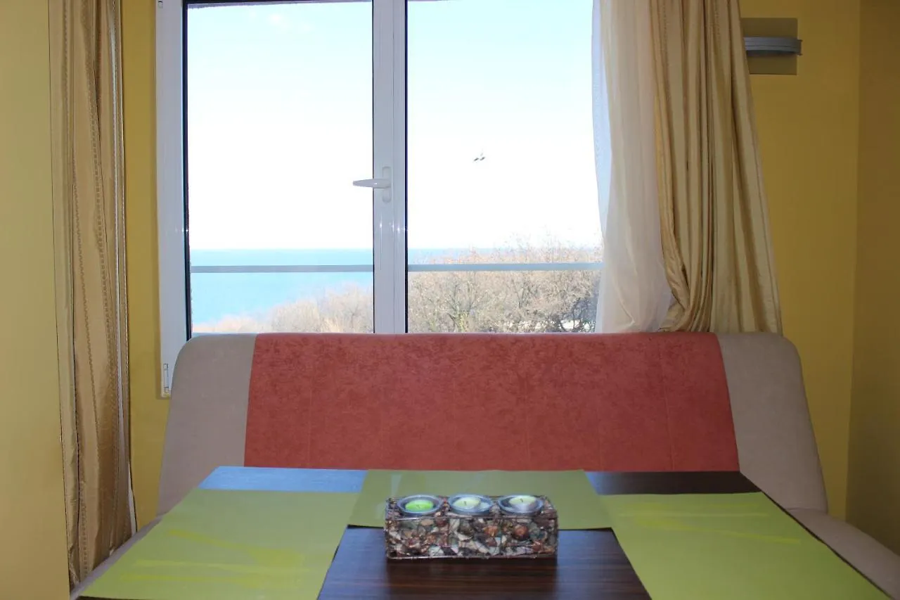 Summer Breeze Park Apartment - Nikea Park Complex Golden Sands